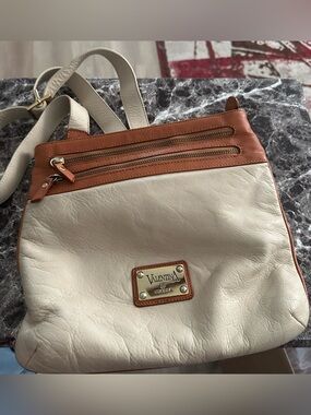 Valentina Cream and Tan Two-Zip Crossbody Bag